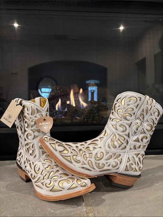 Ariat Shoes - Ariat Valentina Classic Alabaster/Gold full grain leather,X toe,ATS,Western